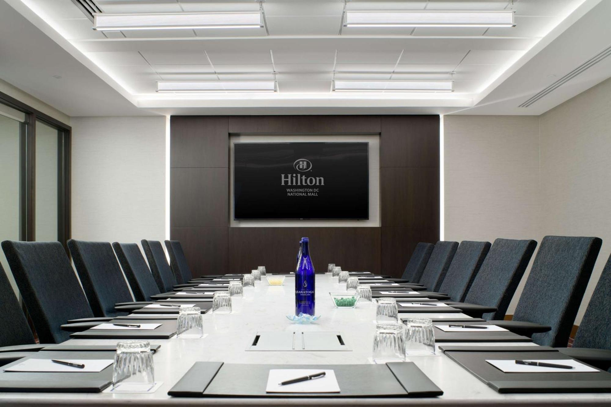 Hilton Washington Dc National Mall The Wharf Esterno foto